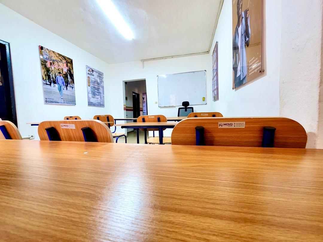 Cours d’allemand à Akwa — étudiants en activité, Douala